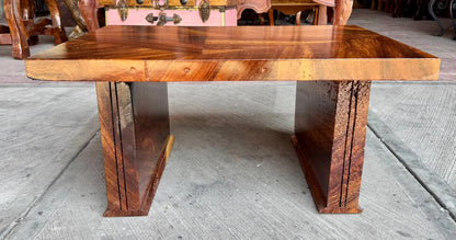 Mesa De Centro De Madera De Parota Estilo Artesanal