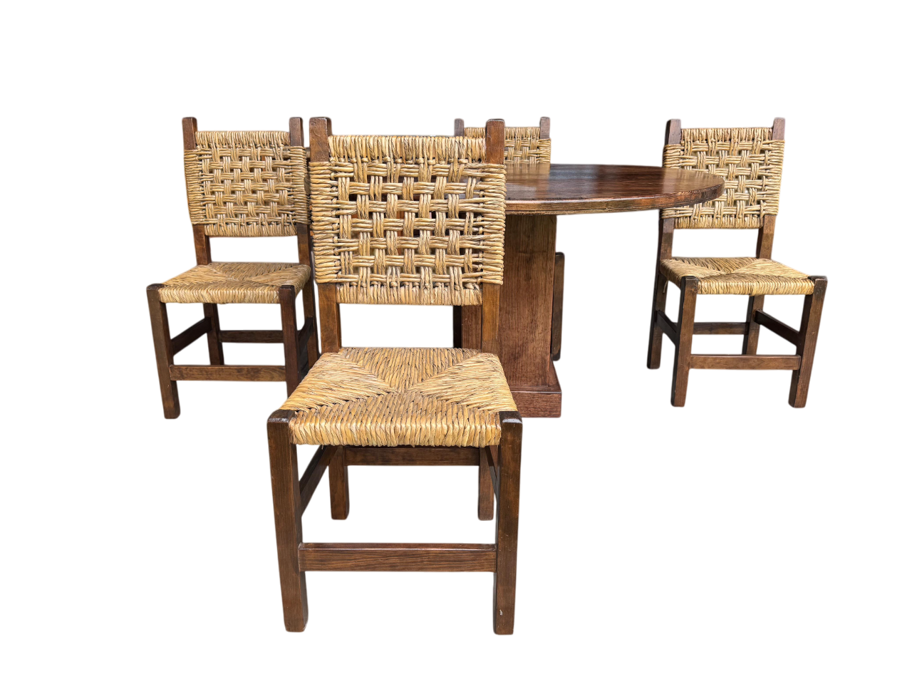 Beautiful Sustainable Handcrafted Dining Room in Antique Media Style
