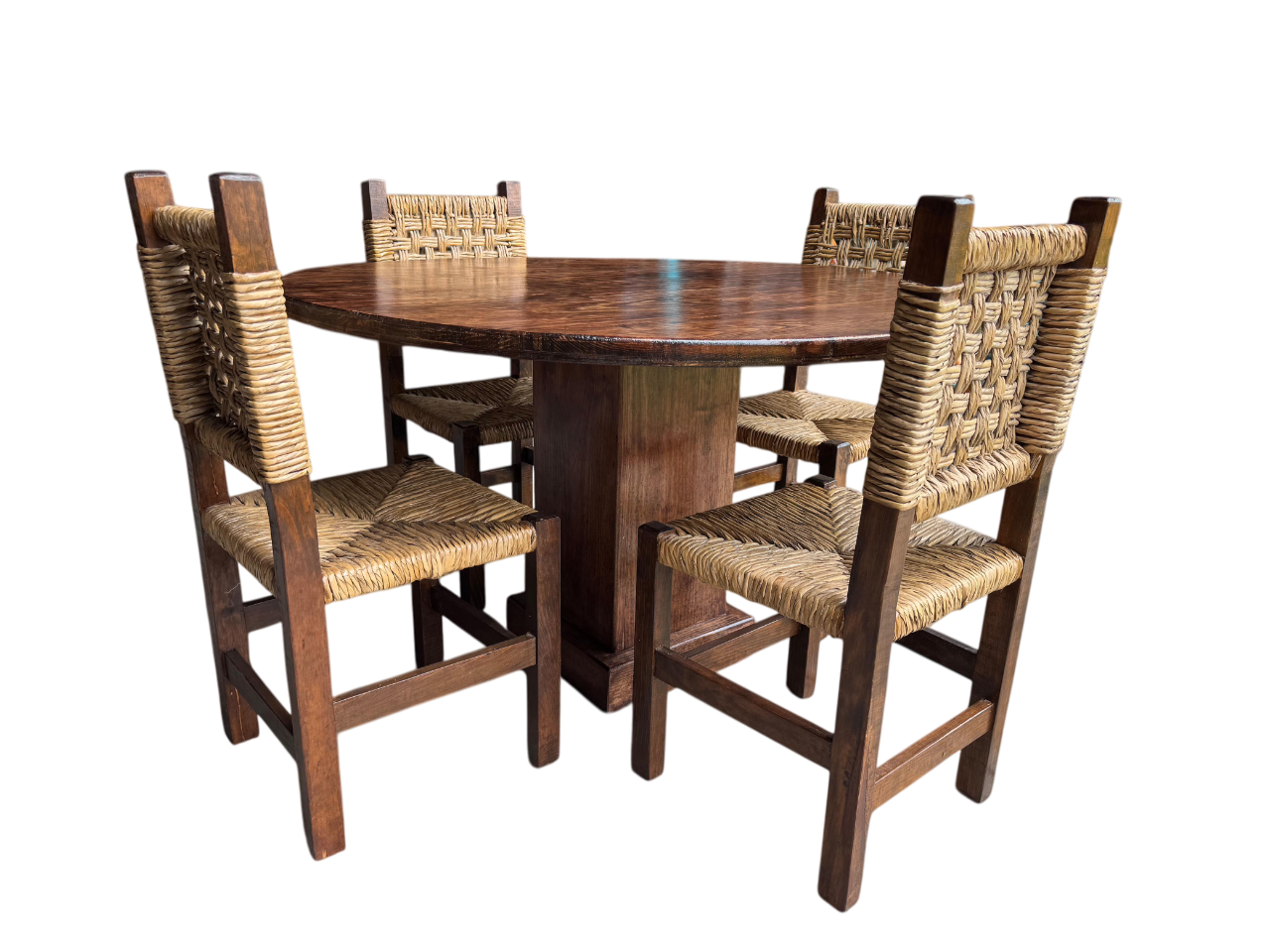 Beautiful Sustainable Handcrafted Dining Room in Antique Media Style