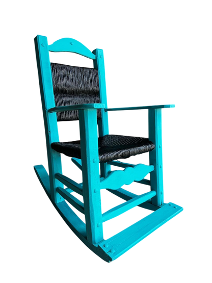 Bella Mecedora De Madera Sustentable Y Tule Estilo Antiguo.