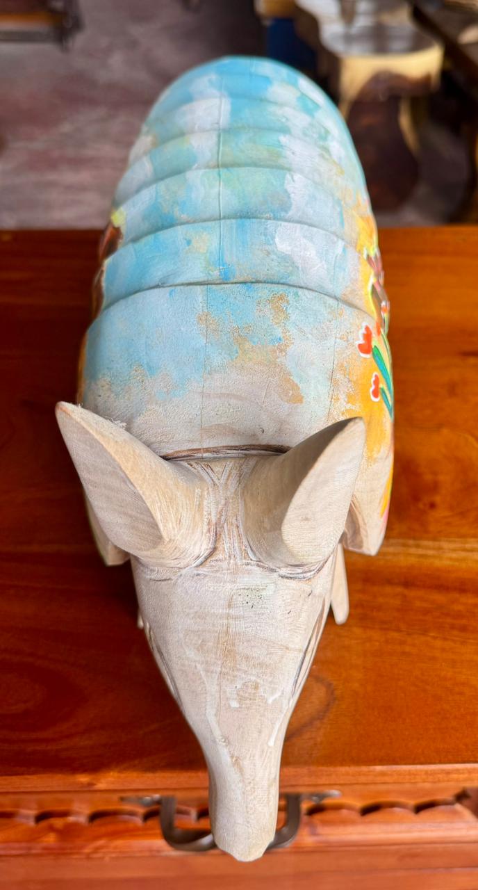 Escultura Armadillo Madera Al Óleo Estilo Antiguo 100% Nueva Oleo