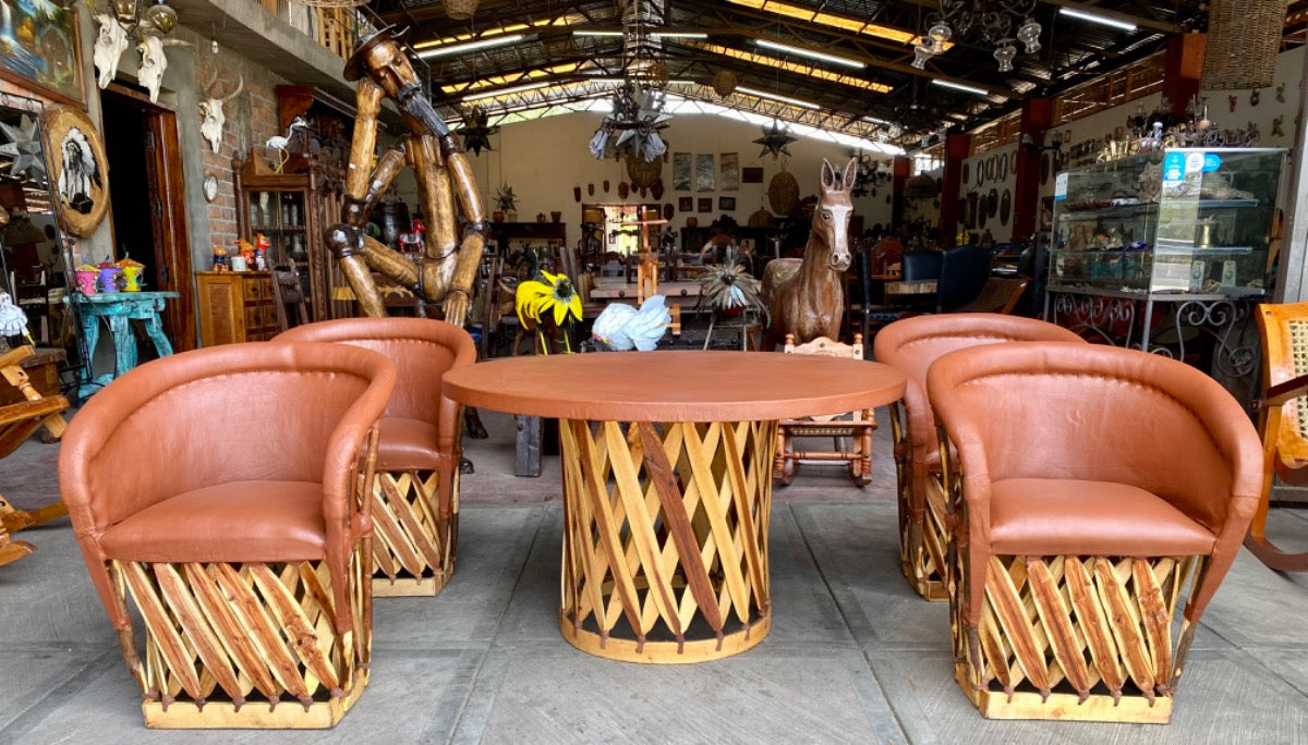 Comedor Artesanal Equipal Super Acojinado Estilo Antiguo.