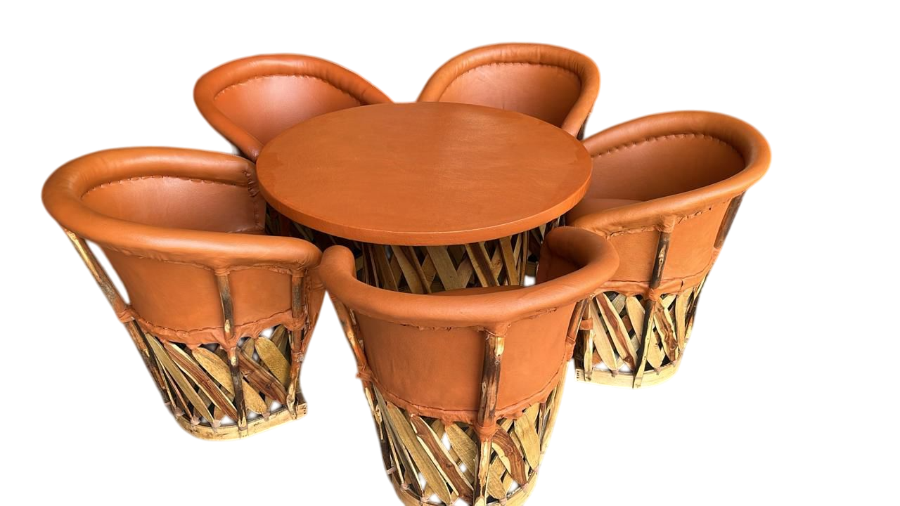 Comedor Equipal Tradicional Para 5 Personas Estilo Antiguo.