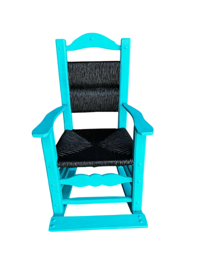 Bella Mecedora De Madera Sustentable Y Tule Estilo Antiguo.