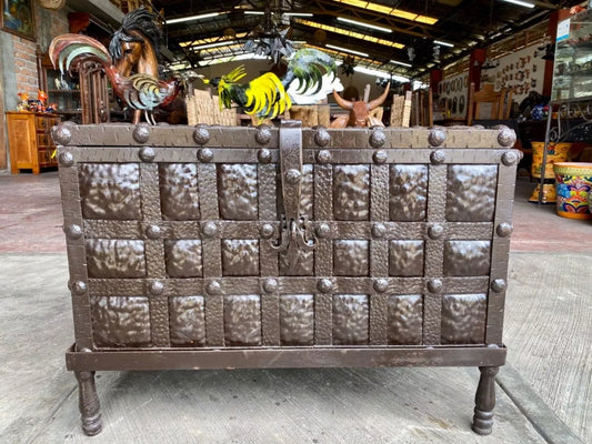 Antique Style Wrought Iron Pirate Chest Trunk