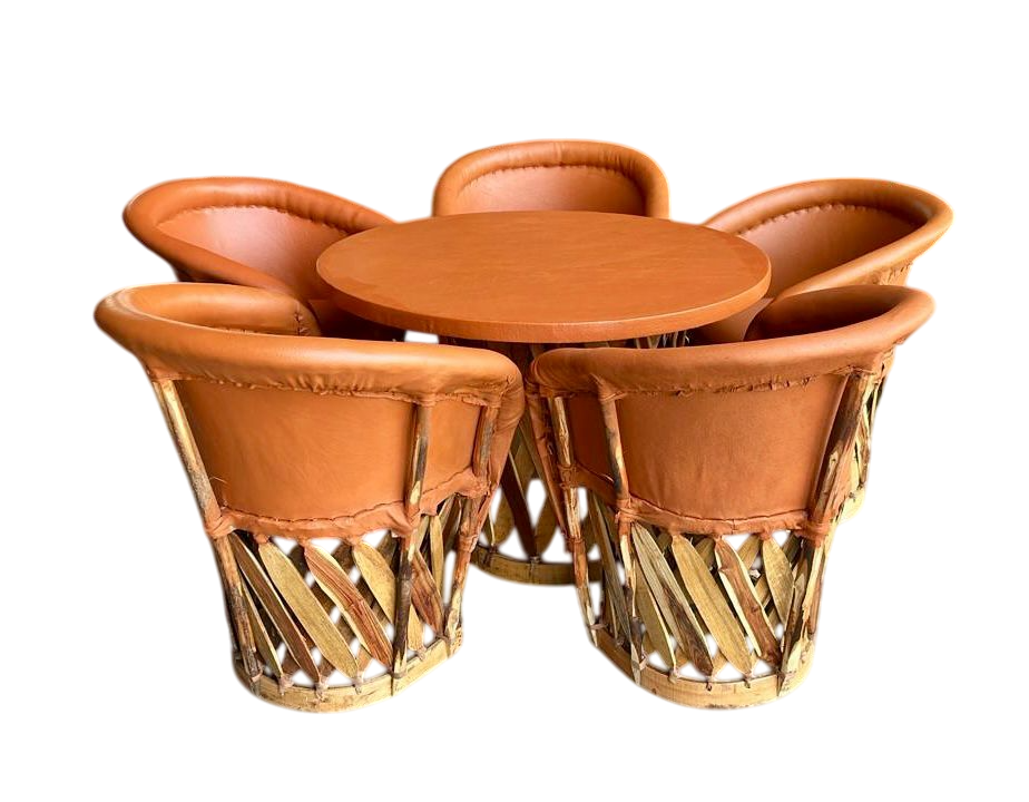 Comedor Equipal Tradicional Para 5 Personas Estilo Antiguo.