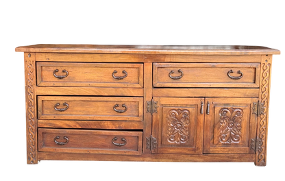 Cajonera de Madera de mezquite con las tallas en el exterior antigua