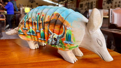 Escultura Armadillo Madera Al Óleo Estilo Antiguo 100% Nueva Oleo