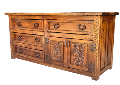 Cajonera de Madera de mezquite con las tallas en el exterior antigua