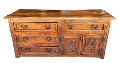 Cajonera de Madera de mezquite con las tallas en el exterior antigua