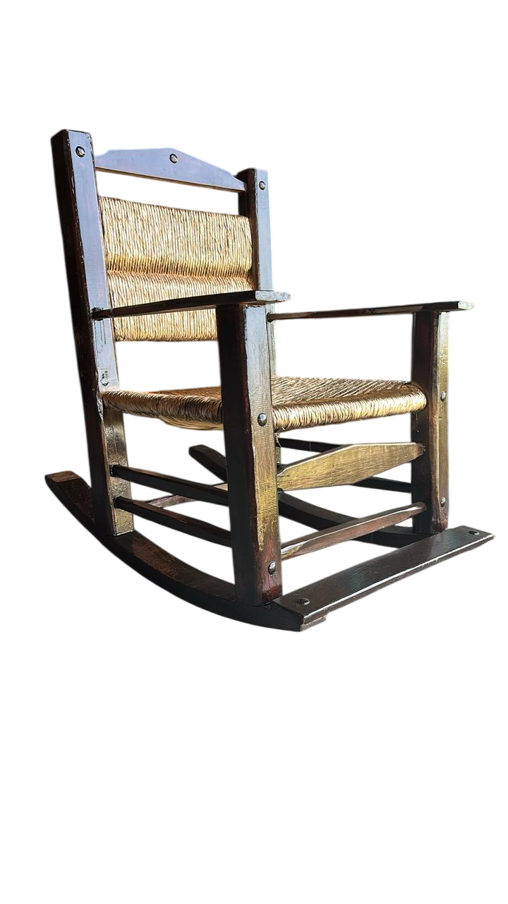 Silla Mecedora Muy Grande Madera Adulto Sustentable Estilo Antiguo.