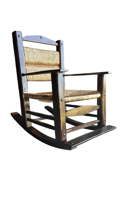 Silla Mecedora Muy Grande Madera Adulto Sustentable Estilo Antiguo.